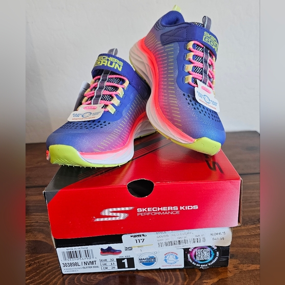 Skechers Other - Skechers Girls' Sparkle & Glitter Colorful Sneakers/shoes Washable Size 1 NWB